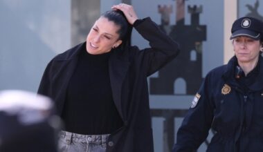 New Age | Hermoso pressured to downplay kiss, brother tells Spain court