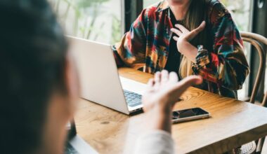 How to Handle Conflicts With Coworkers, According to Experts
