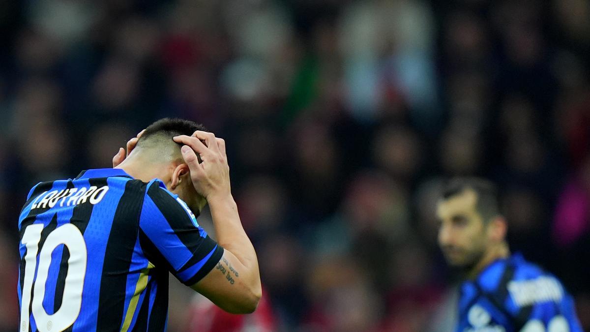 Tre gol annullati all'Inter nel derby col Milan: due in fuorigioco, uno per fallo di Dumfries