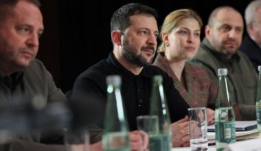 Zelenskyy to Vance: Ukraine wants 'security guarantees' as Trump seeks to end Ukraine-Russia war | National