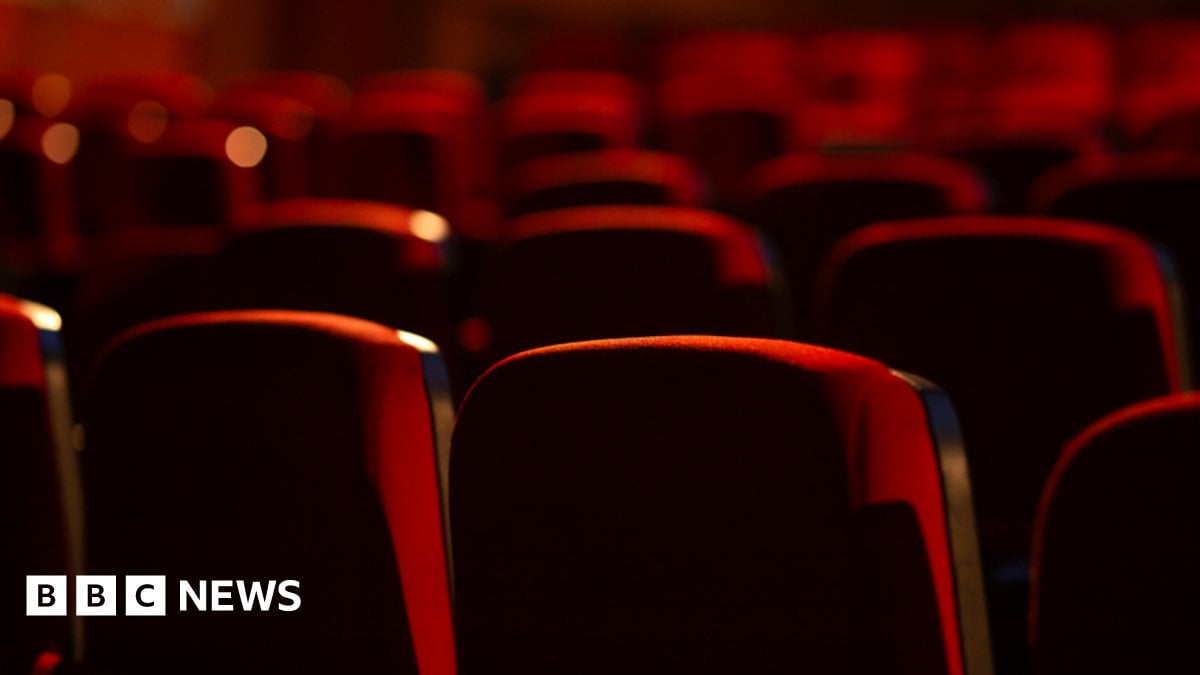 Extra £4.4m funding announced for arts in Wales