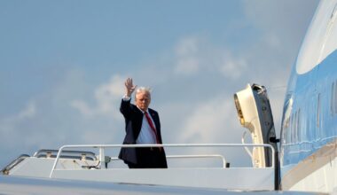 Trump håller fast vid plan att ta Kanada - Svenska Dagbladet