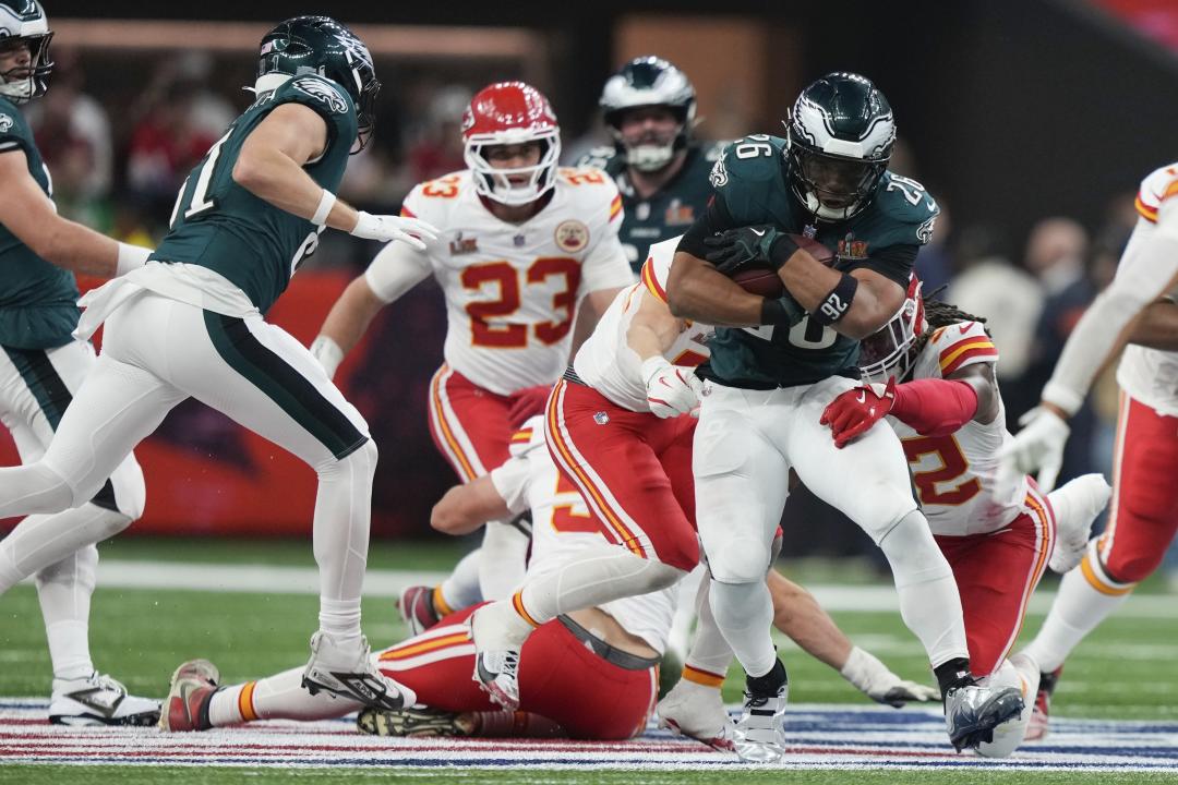 Philadelphia Eagles running back Saquon Barkley (26) runs during the second half of the NFL Super Bowl 59 football game against the Kansas City Chiefs, Sunday, Feb. 9, 2025, in New Orleans. (AP Photo/Matt Slocum)