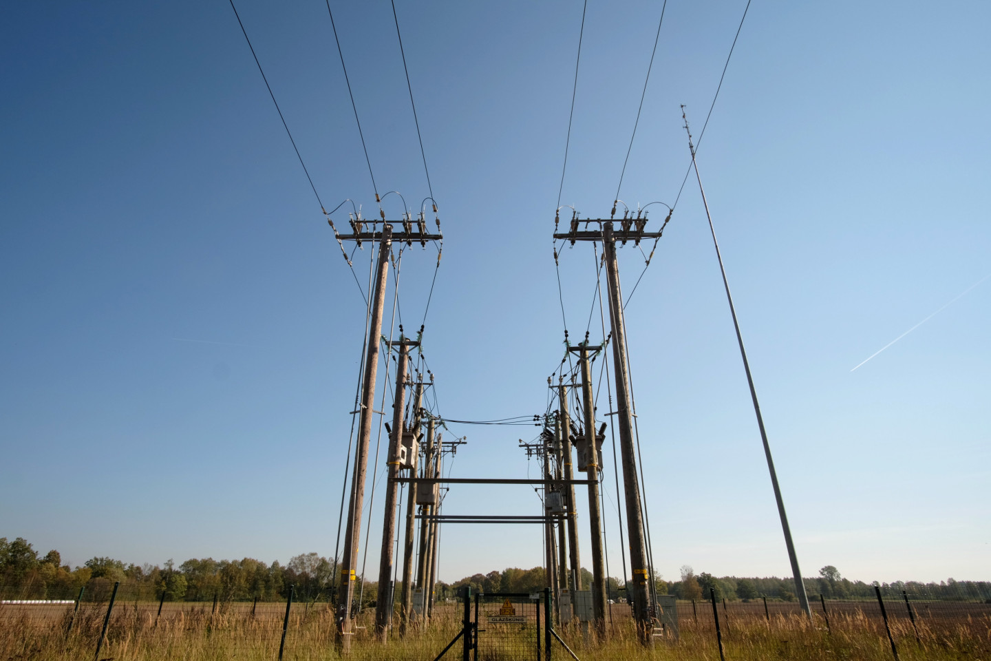 6 svarīgas lietas, kas jāizdara iedzīvotājiem pirms Latvijas atslēgšanās no Krievijas elektrotīkla