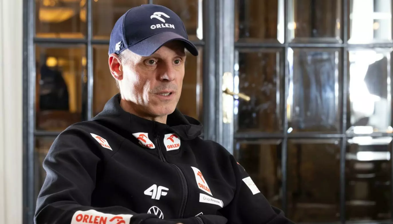 SLUTTER PÅ DAGEN: Alexander Stöckl trente Norge fra 2011 til 2024. I fjor høst begynte han som sportssjef i Polen, men nå er han ferdig også der. Foto: Geir Olsen