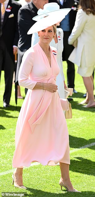 Sophie captivated onlookers at Royal Ascot 2023 in a pale pink Suzannah London dress