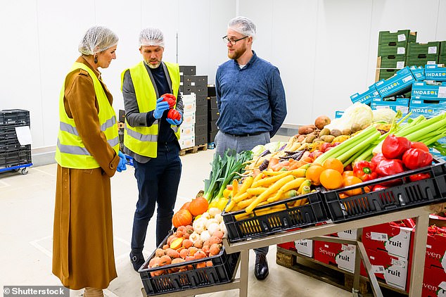 InstockMarket urges those who work in kitchens to keep their 'food footprint' low and says that all perishable goods that come to their centre go through quality control