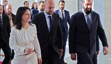 Syria does not need a ‘handshake litmus test’ | Syria's War
