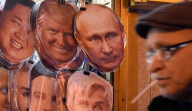 Russia poker-faced on dialogue with US over Ukraine war | Russia-Ukraine war News