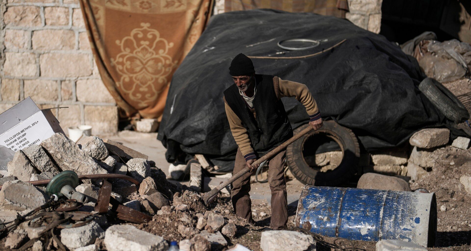 Returning home to Tal Rifaat, Syrians find ruins and rubble | Syria's War News
