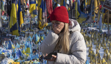 Starmer insists Nato troops in Ukraine will secure peace on third anniversary of war