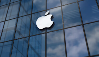 UK Orders Apple to Allow Access to User Data