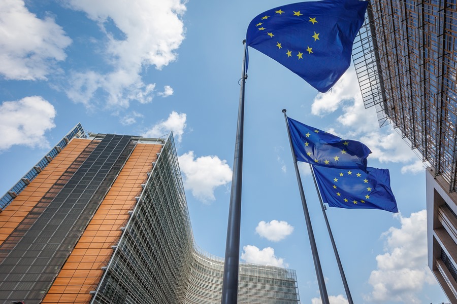 Bruselas lleva a España al TJUE por no aplicar una directiva sobre préstamos