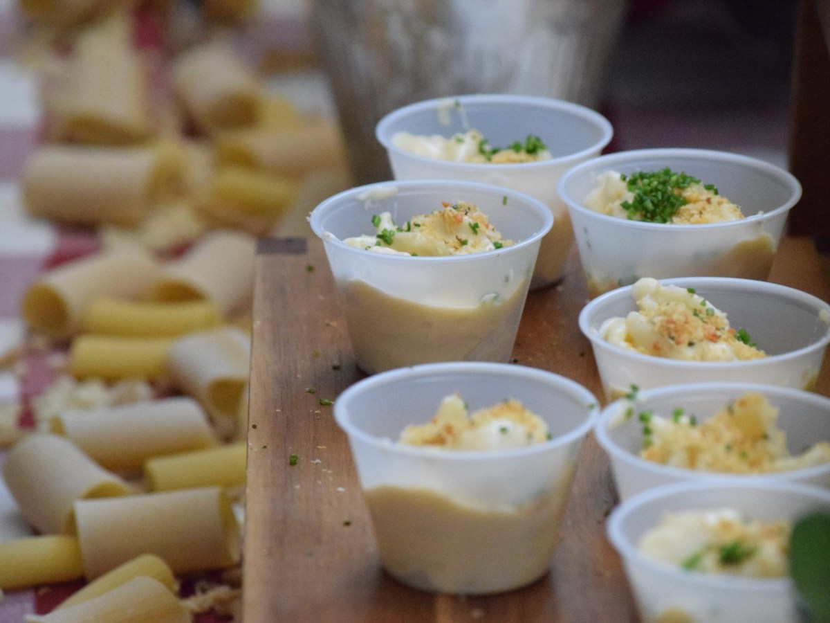 Say cheese! Mac-N-Cheese Smackdown winners announced