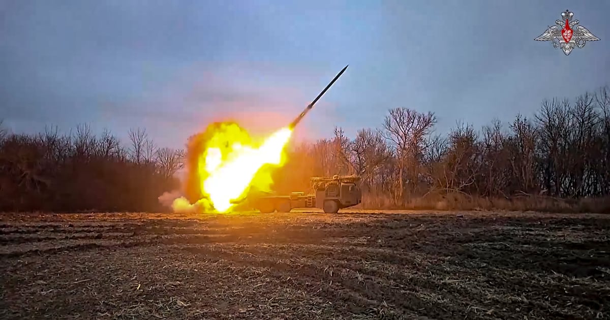 Russia claims to have taken another eastern Ukraine town – The Irish News