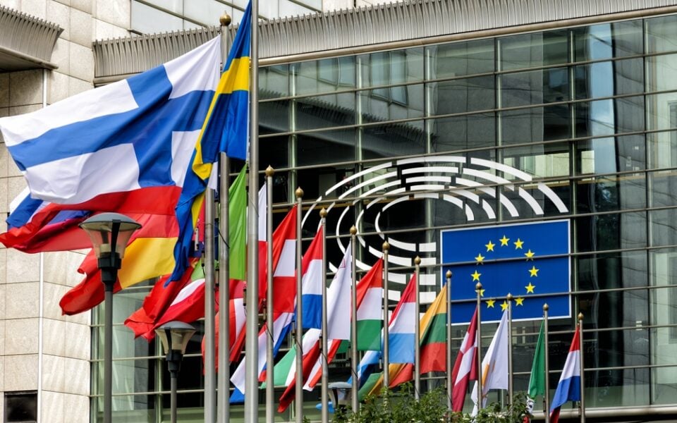 EU foreign ministers to hold urgent meeting over Ukraine negotiations