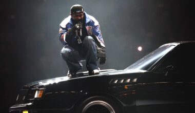 Kendrick Lamar Super Bowl Halftime Show: More concerned with Drake than politics