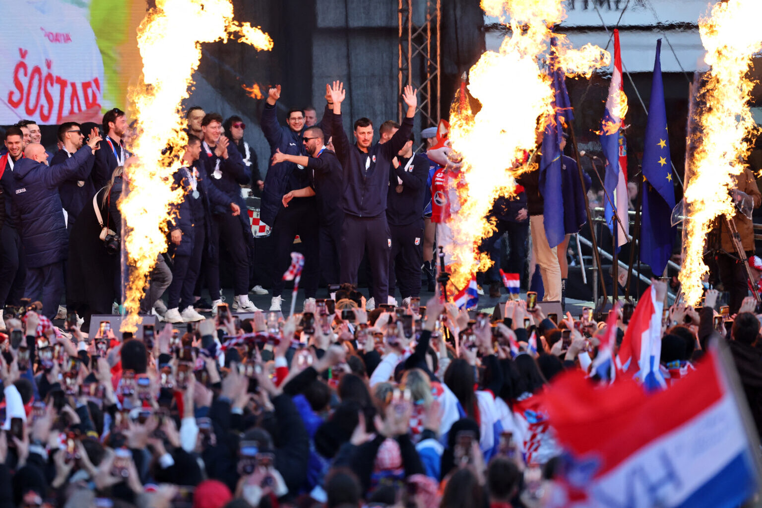 Thousands Gather in Zagreb to Welcome Croatia’s Handball Vice-Champions
