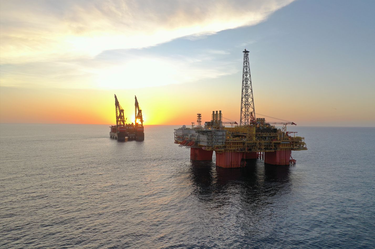Heerema’s vessel done with Australian installation job to expand gas project’s production lifespan (Gallery)