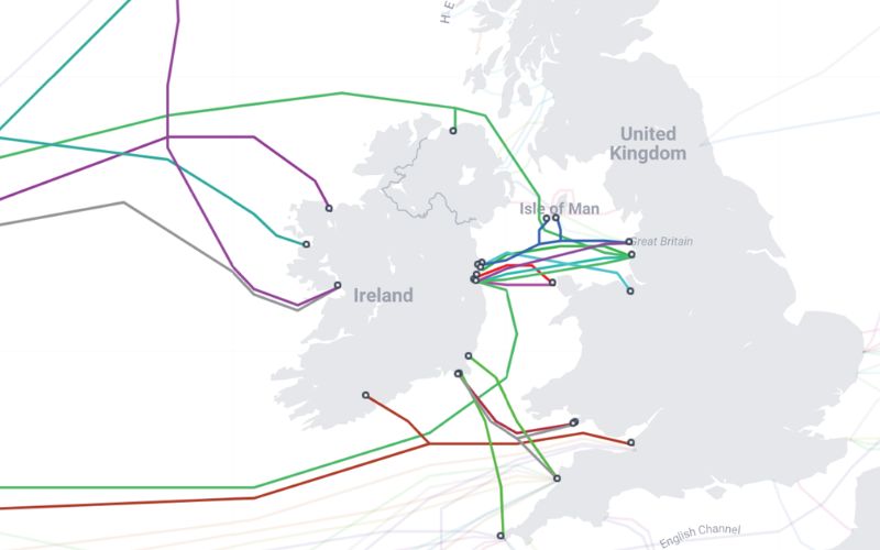 A map of the submarine cables connected to Ireland.