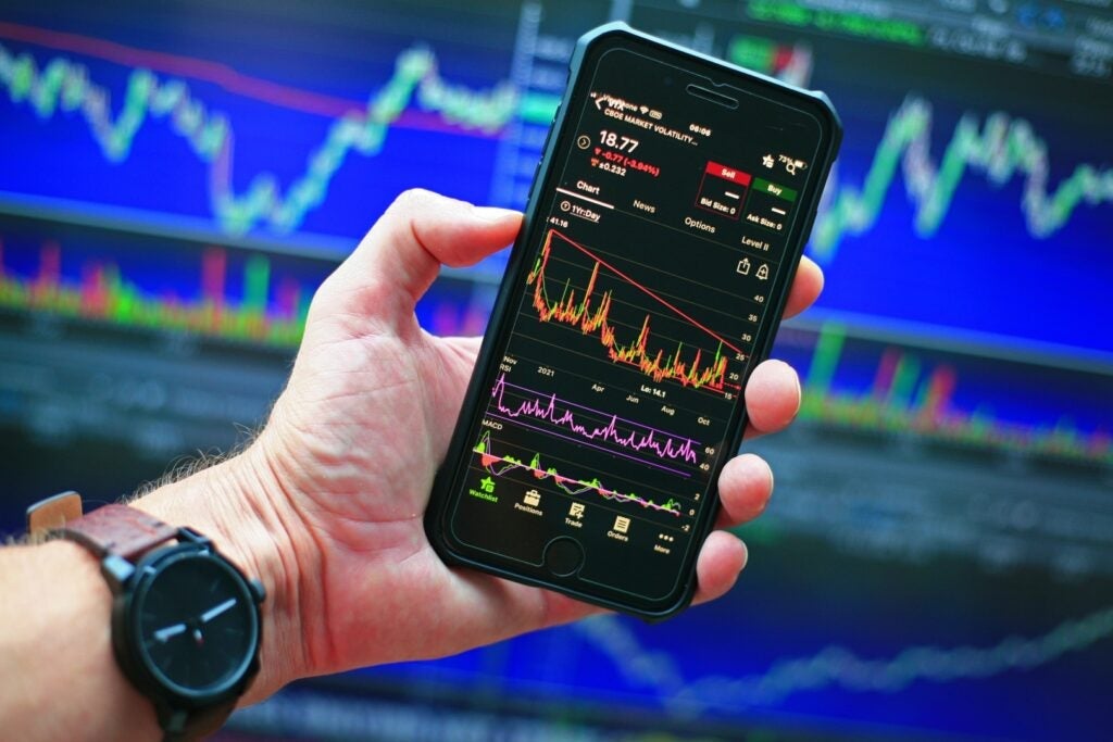 JPMorgan Weighs In On Devon Energy And Occidental Petroleum After Earnings - Occidental Petroleum (NYSE:OXY)