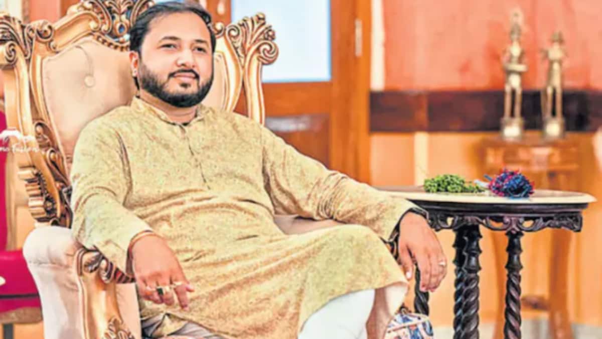 News18