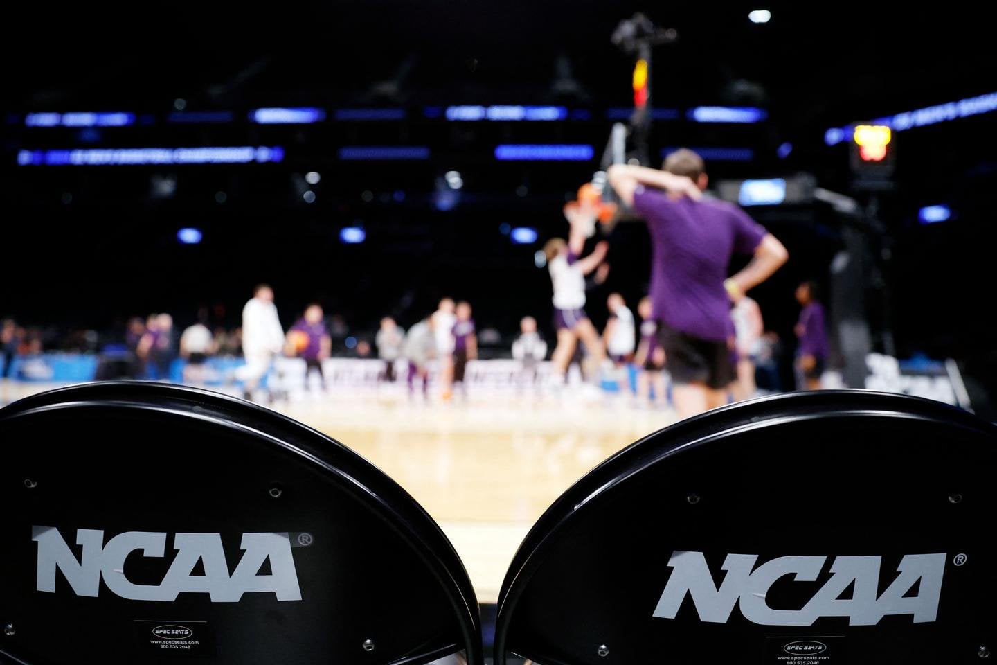 Etats-Unis : les sportives transgenres bannies des compétitions universitaires