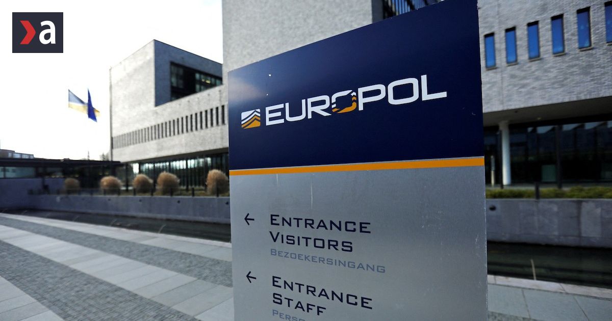 Europol zadržal štyroch Rusov zodpovedných za vedenie hackerskej skupiny