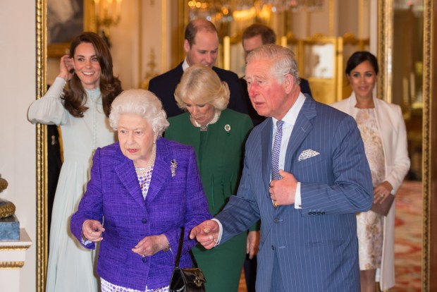 LONDON, ENGLAND - MARCH 5: Catherine, Duchess of Cambridge, Camilla, Duchess of Cornwall, Prince William, Duke of Cambridge, Prince Harry, Duke of Sussex, Queen Elizabeth II, Prince Charles, Prince of Wales and Meghan, Duchess of Sussex attend a reception to mark the fiftieth anniversary of the investiture of the Prince of Wales at Buckingham Palace on March 5, 2019 in London, England. (Photo by Dominic Lipinski - WPA Pool/Getty Images)