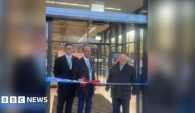 Lidl denies Reform councillor officially opened Cwmbran shop