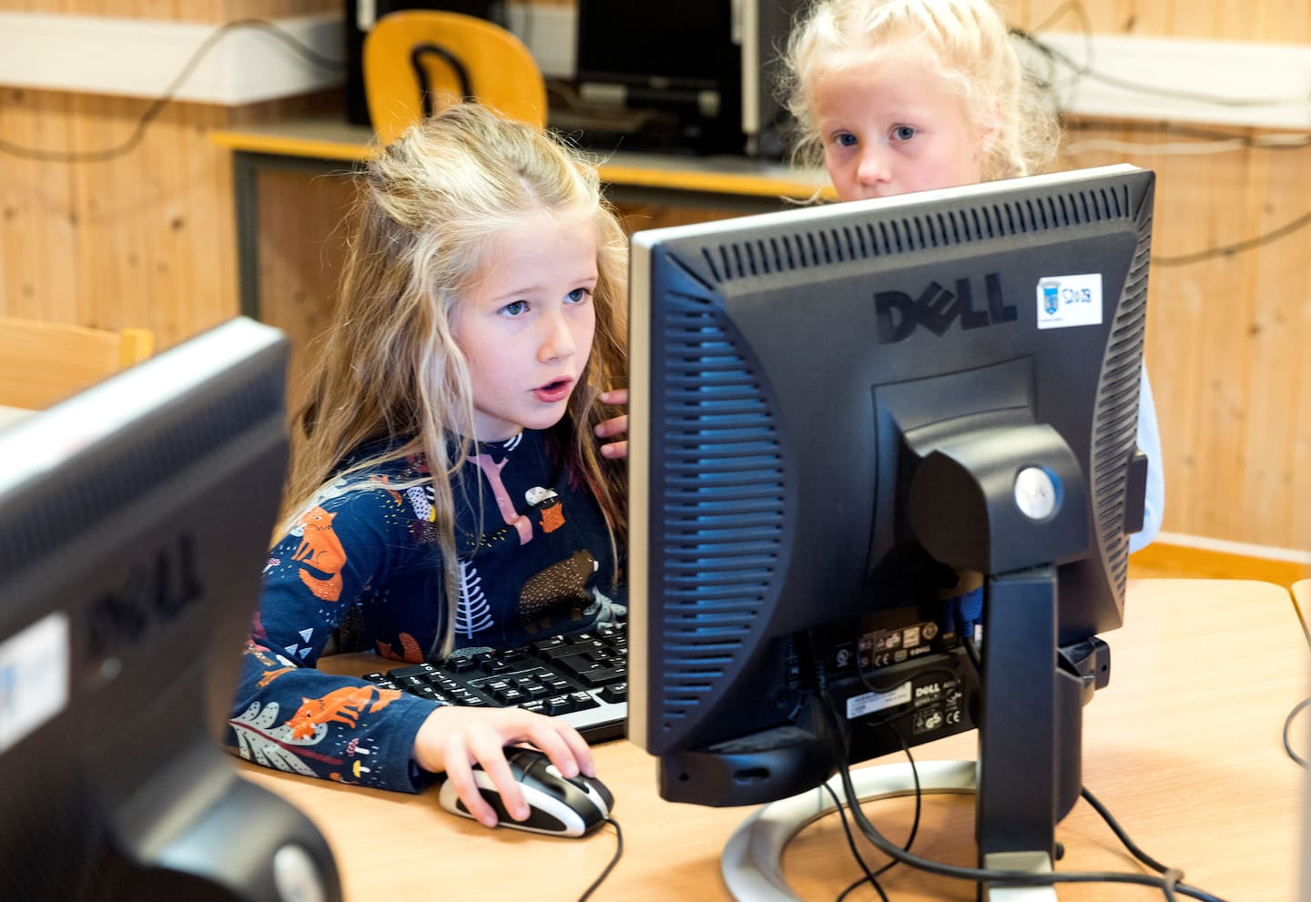Digitale ferdigheter regnes nå som en grunnleggende ferdighet. Det betyr at det er ansett for å være like viktig som det å lære å lese, skrive og regne, skriver Siri Sjøgren Selmer. (Illustrasjonsfoto)
