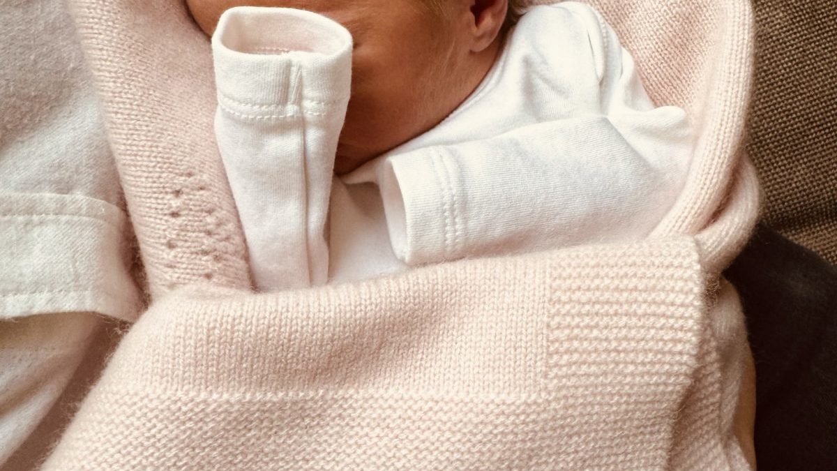 Like Princess Beatrice, I won't show my child's face on social media