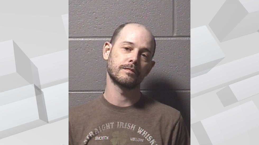DeKalb Co. man charged after repeatedly calling 911, threatening officers