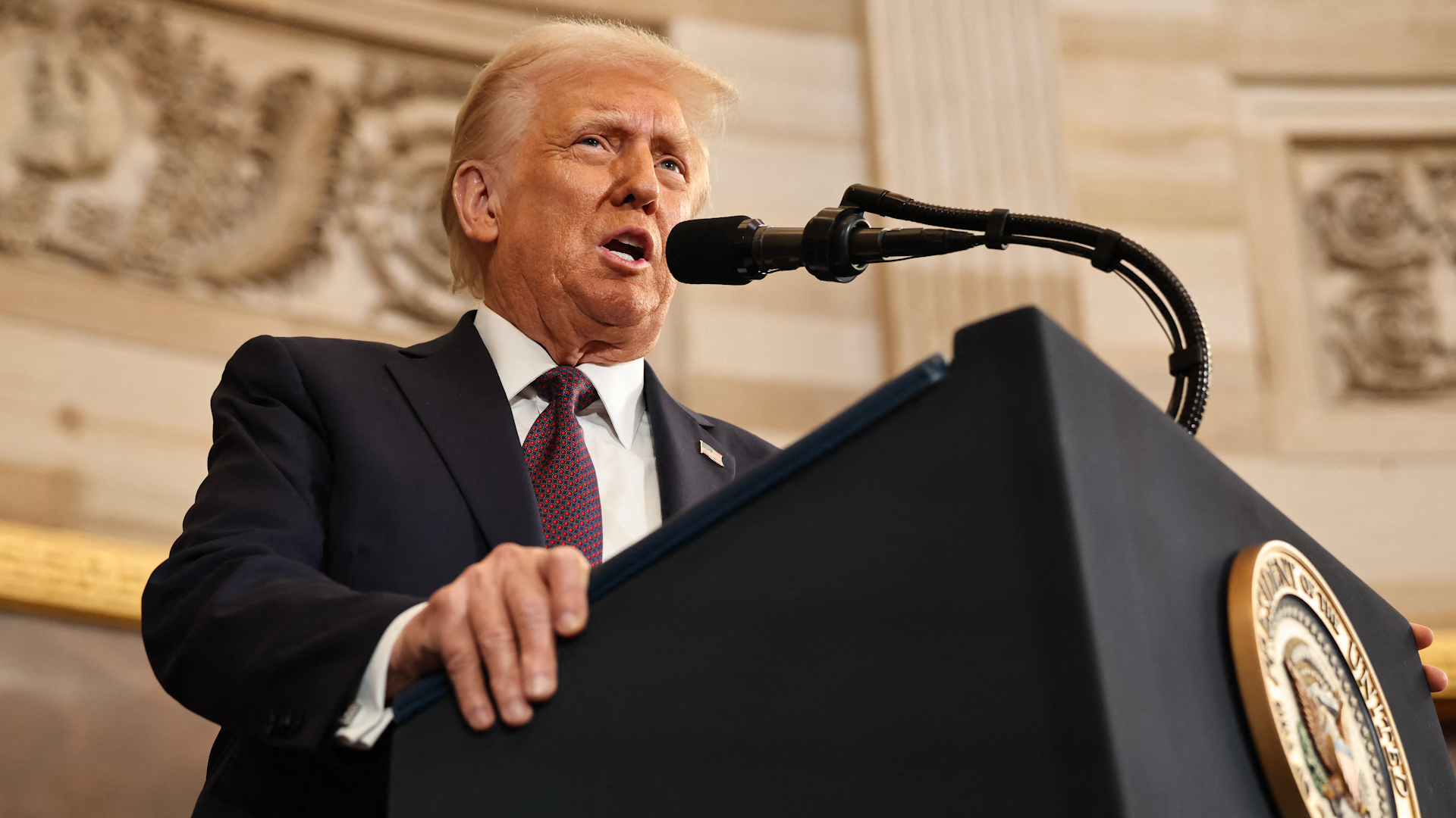 Click to play video: 'Trump wants NATO members to increase defence spend goal from 2% to 5%'