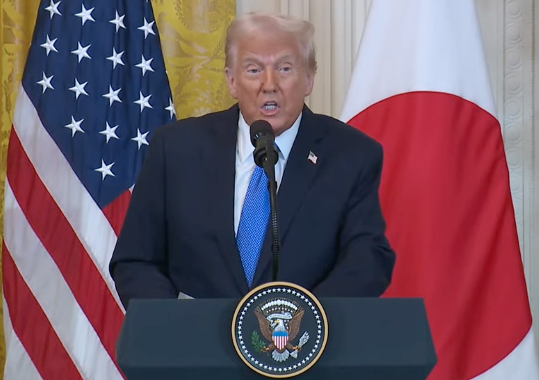 Video: Trump announces US-Japan venture on Alaska LNG