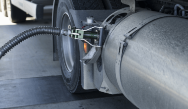 Uniper Sells LNG Refueling Stations in France, Germany