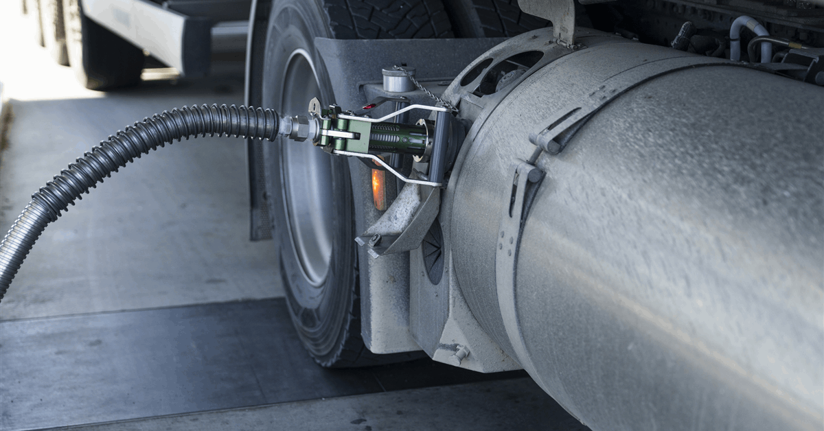 Uniper Sells LNG Refueling Stations in France, Germany