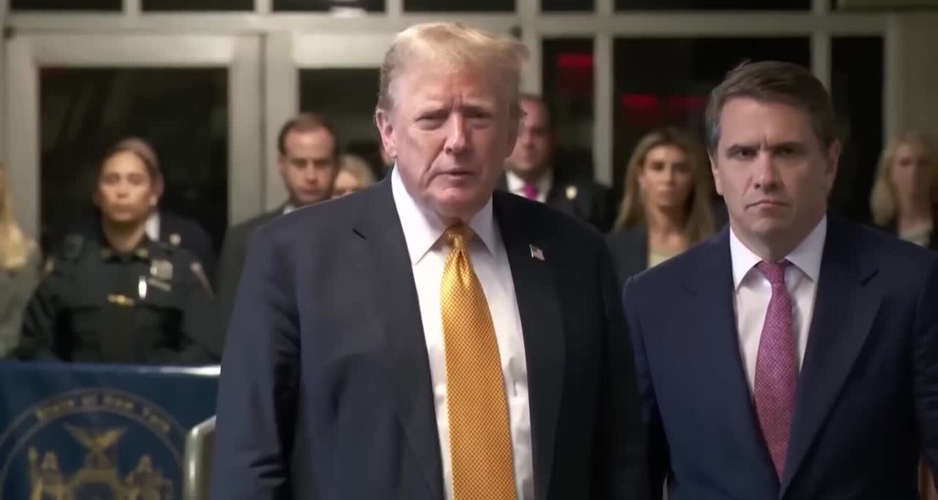 Sánchez traslada a Zelenski el apoyo de España tras el consenso entre Putin y Trump
