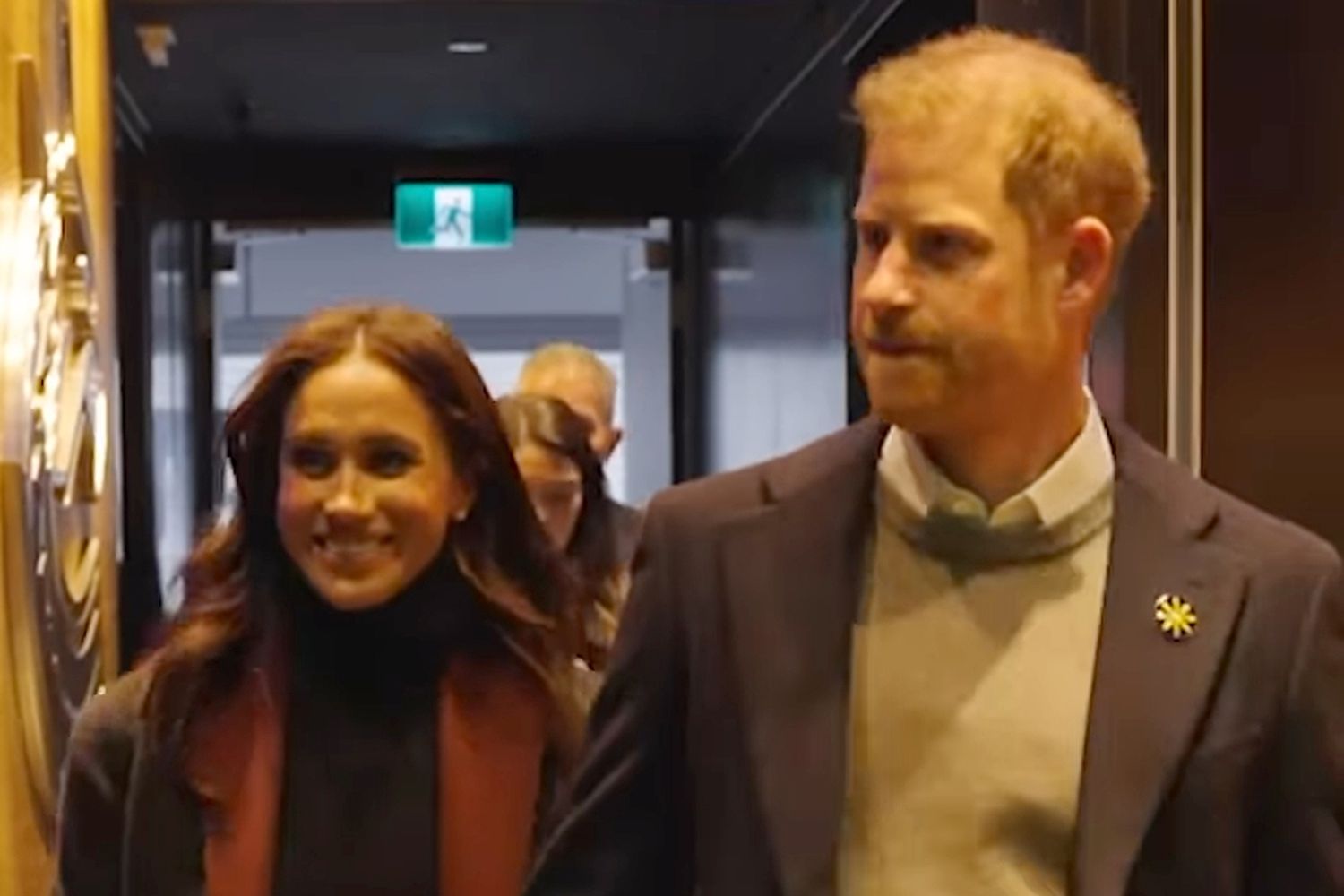 Meghan Markle and Prince Harry Attend Vancouver Hockey Game