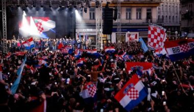 PHOTOS: 35,000 Croatians welcome handball team home