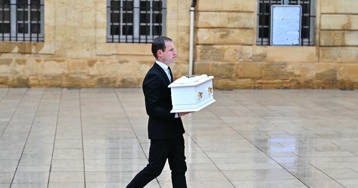 les obsèques du petit Émile ont débuté dans le Var ce samedi