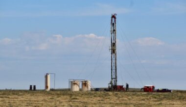 Public land watchdogs protest expansion of oil and gas leases