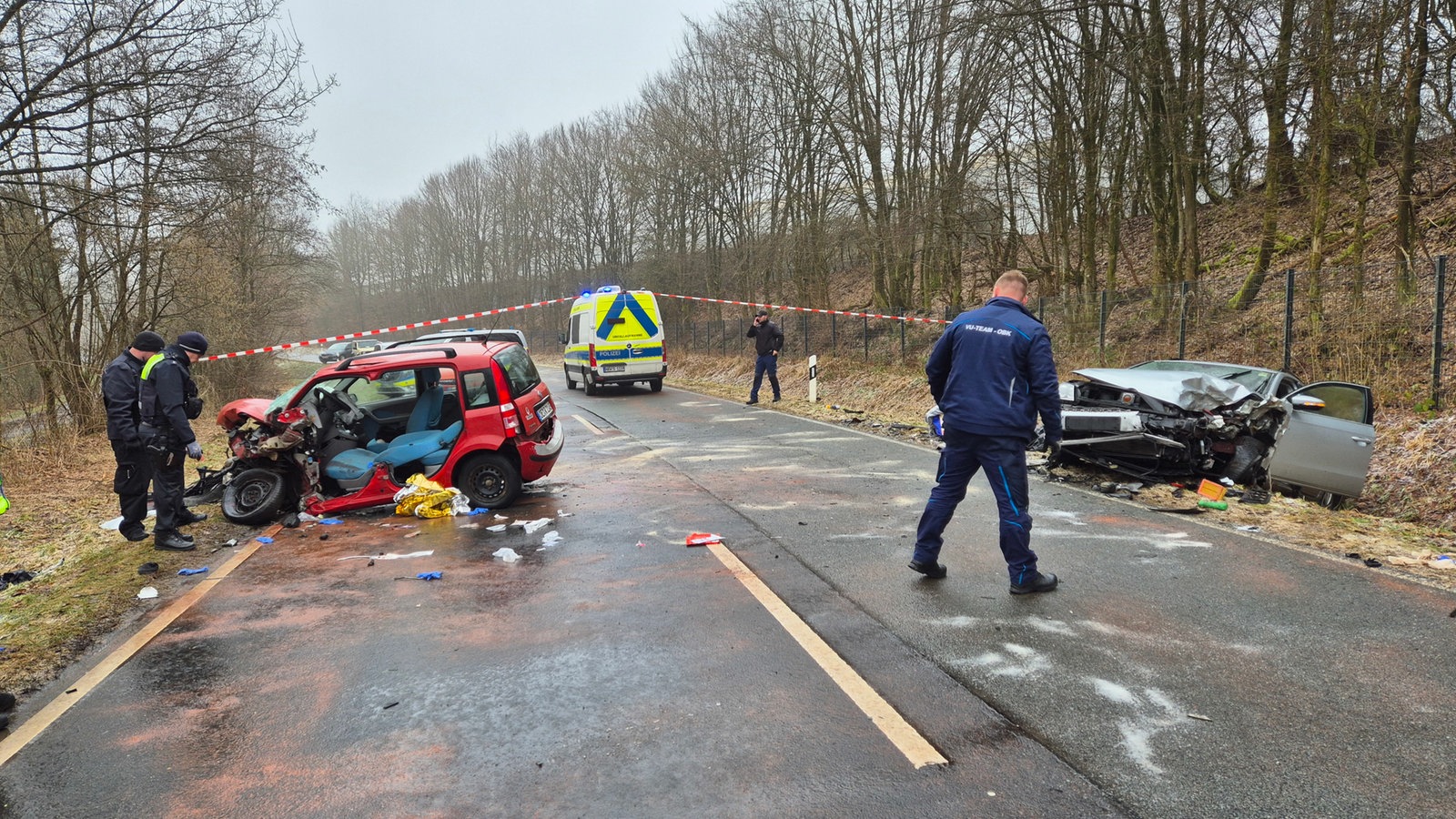 Viele Unfälle wegen glatter Straßen in NRW - Nachrichten