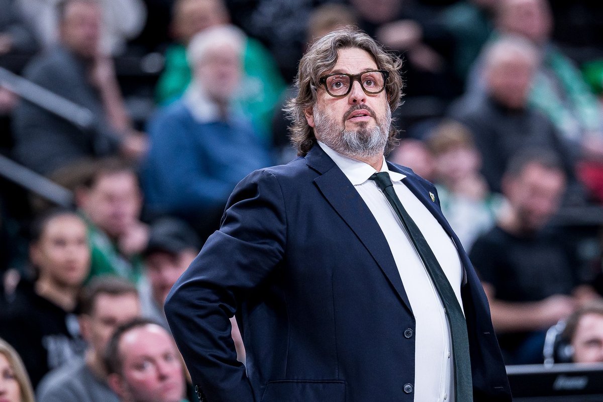 Trinchieri po pergalės žavėjosi jaunuoliais ir paaiškino, ką aikštėje turi daryti Brazdeikis
