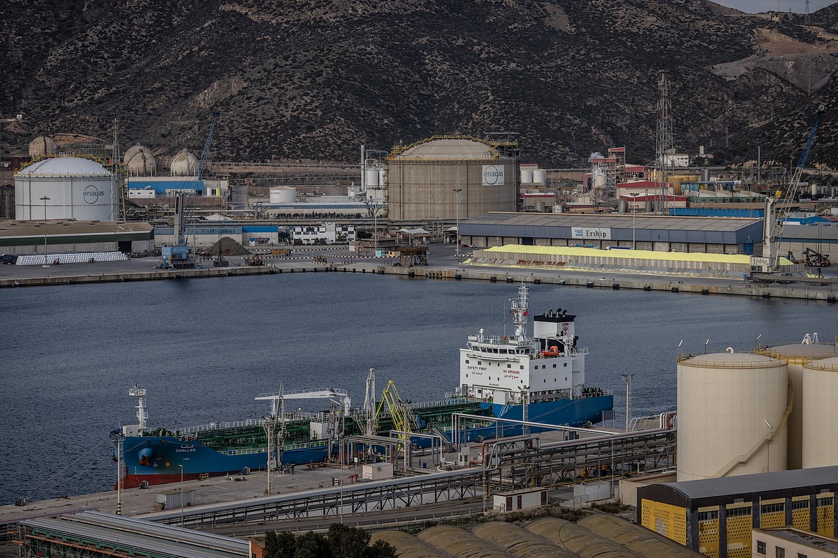 Oil Prices Hold Near Yearly Low With US Tariffs And Supplies In Focus