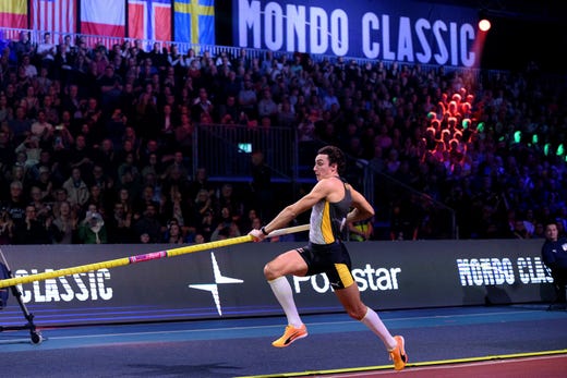 För fjärde året i rad står Armand Duplantis värd för en stavhoppsgala i Uppsala där stjärnor från hela världen deltar.