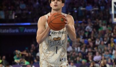 Report: Warriors sign Australian point guard to two-way contract