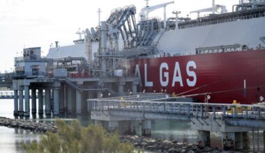 Philippines Seeks to Buy LNG From Delayed Alaska Project