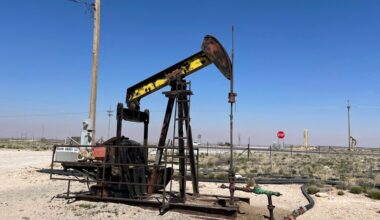 US crude, gasoline stockpiles likely rose last week, distillate draw seen: Reuters poll