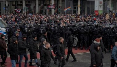 Demos in Dresden: Großeinsatz der Polizei wegen Aufmarsch von Rechtsextremisten